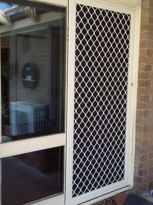 Standard & Decorative Diamond Grille Screen Doors